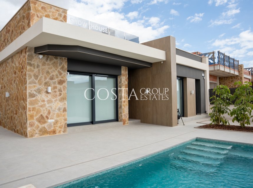 Nowy budynek - Willa -
Ciudad Quesada