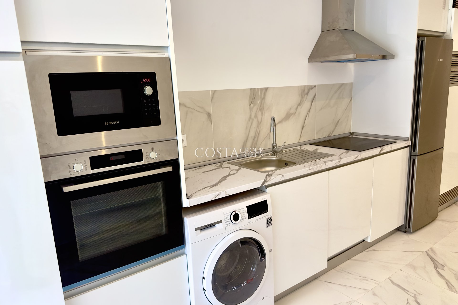 Nowy budynek - Willa -
Ciudad Quesada