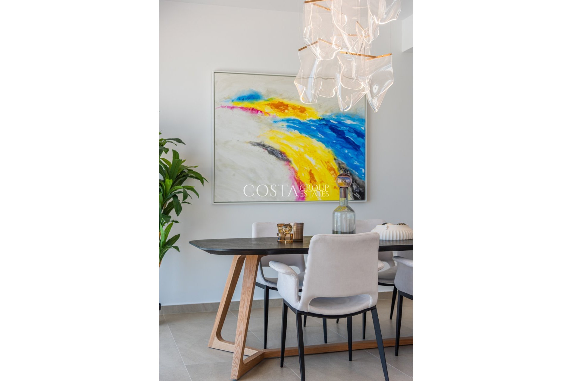 Nowy budynek - Willa -
Dehesa de Campoamor