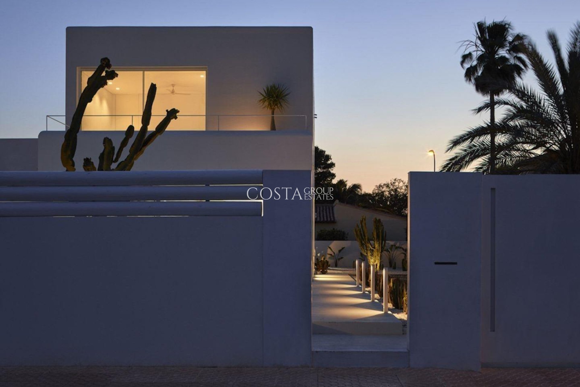 Nowy budynek - Willa -
Estepona - Valle Romano