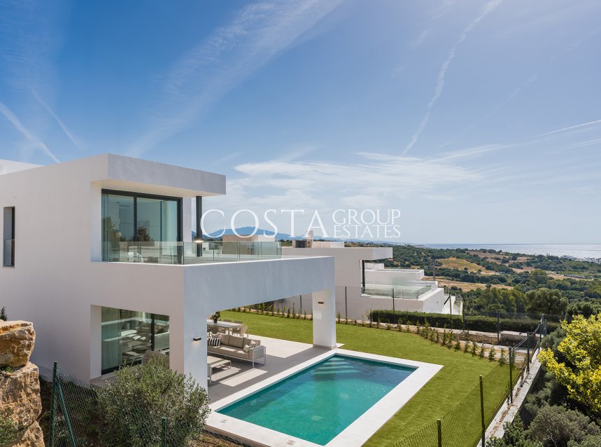 Nowy budynek - Willa -
Estepona