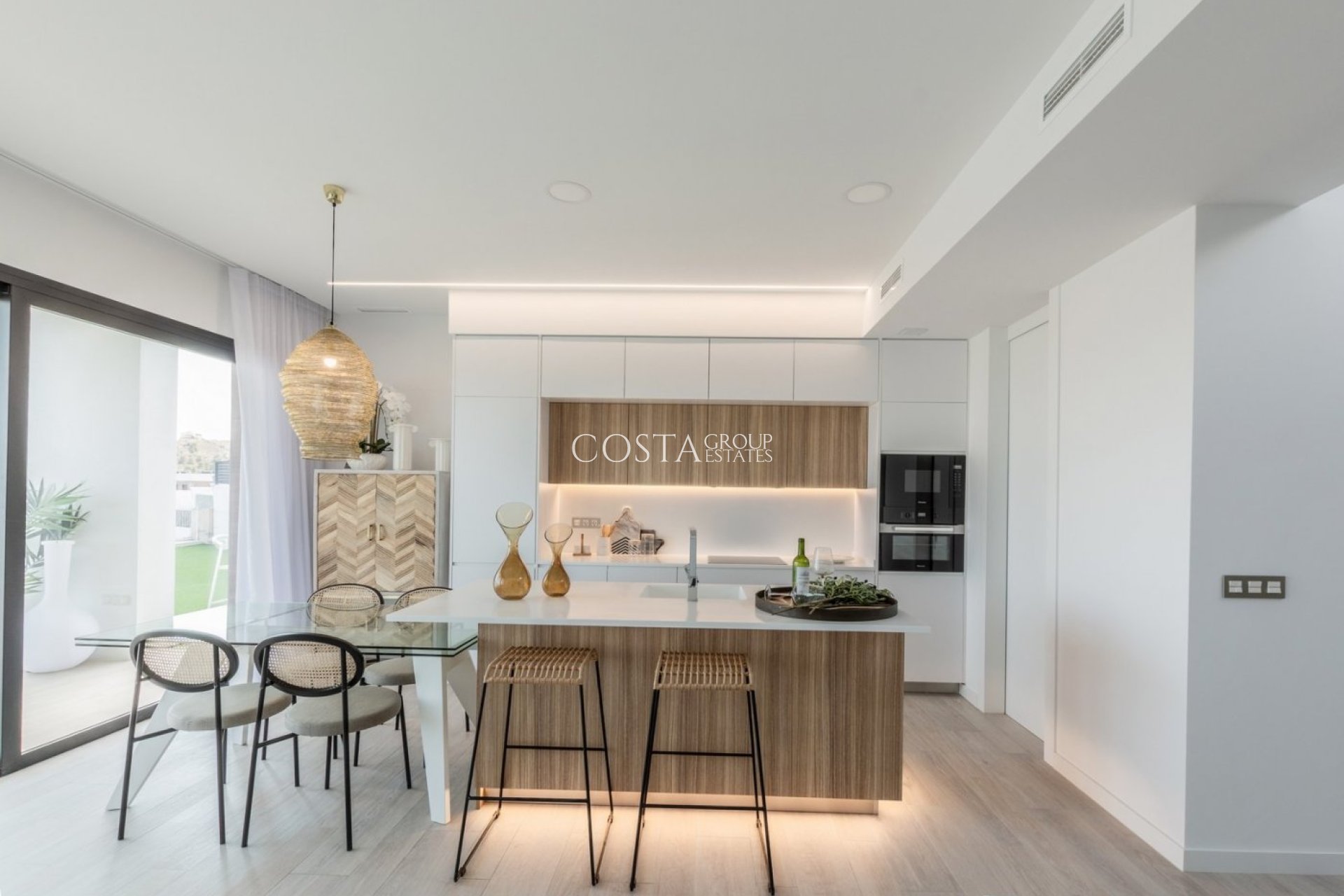 Nowy budynek - Willa -
Finestrat