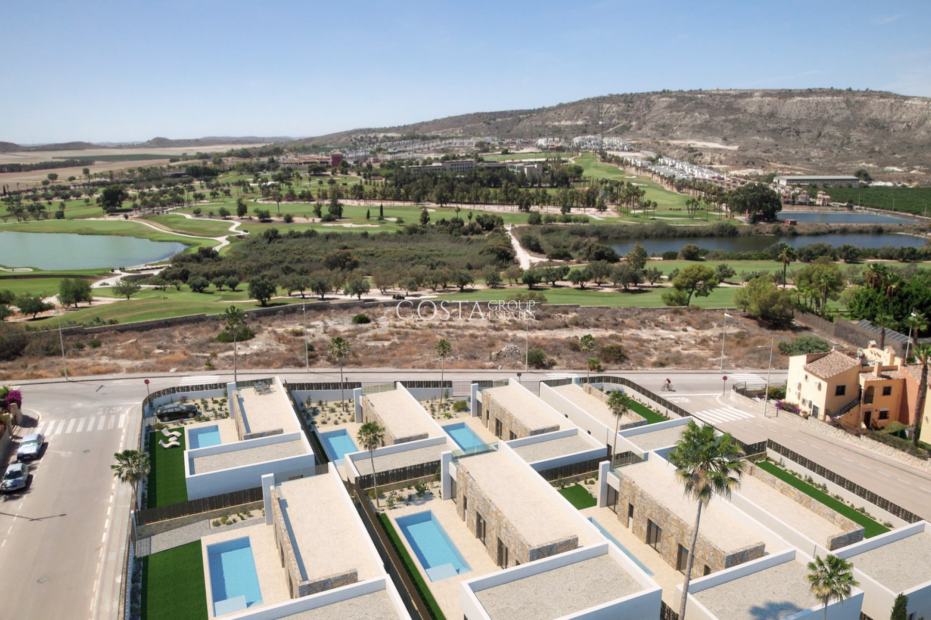 Nowy budynek - Willa -
La Finca Golf