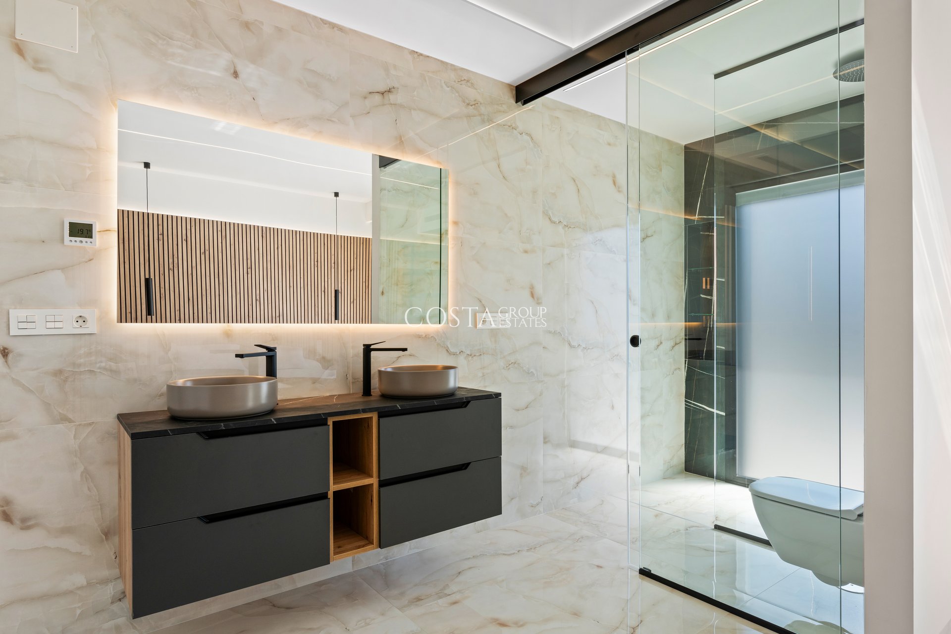 Nowy budynek - Willa -
La Finca Golf