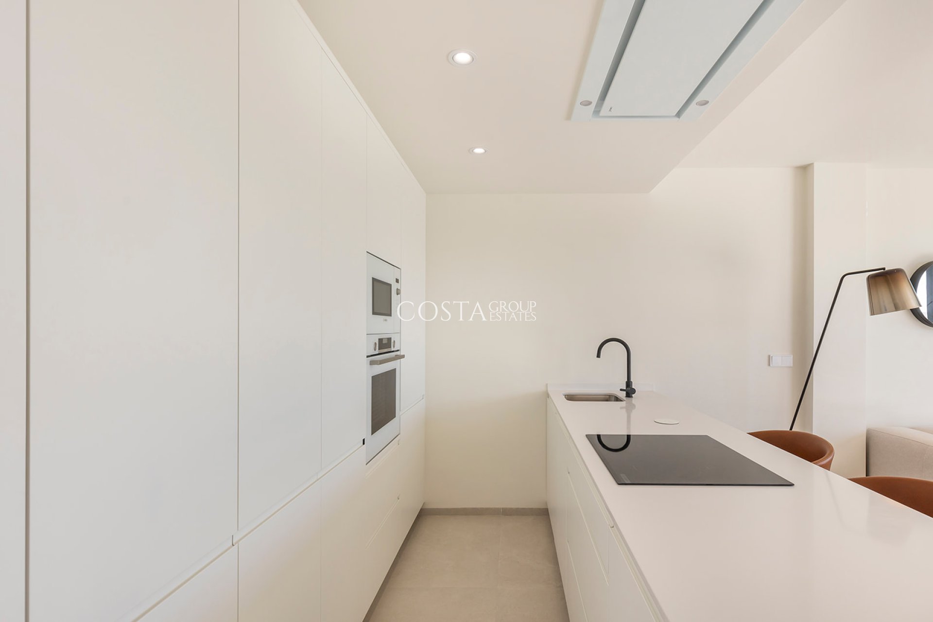 Nowy budynek - Willa -
Los Alcazares - Los Alcázares