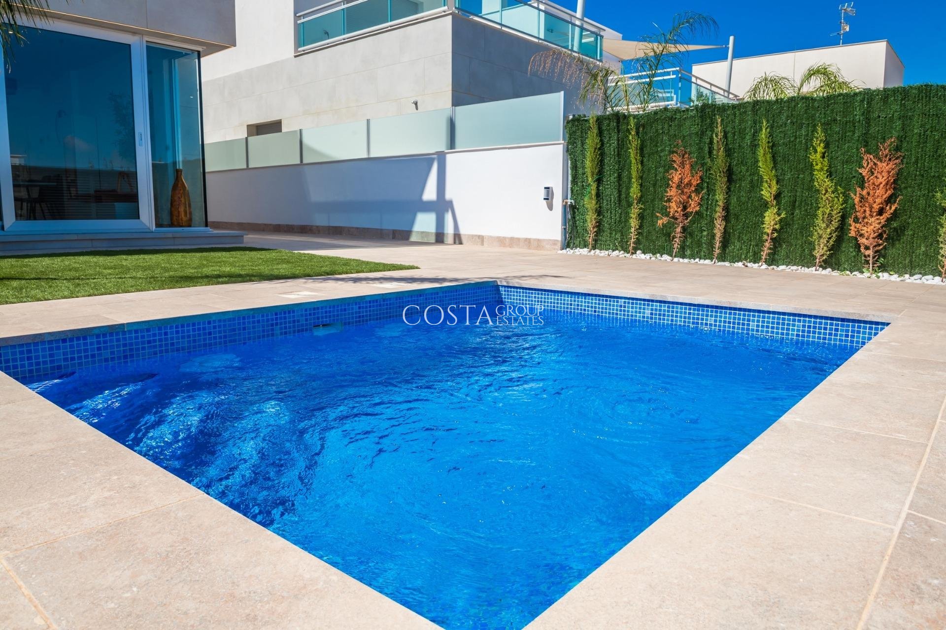 Nowy budynek - Willa -
Los Alcazares - Torre del Rame