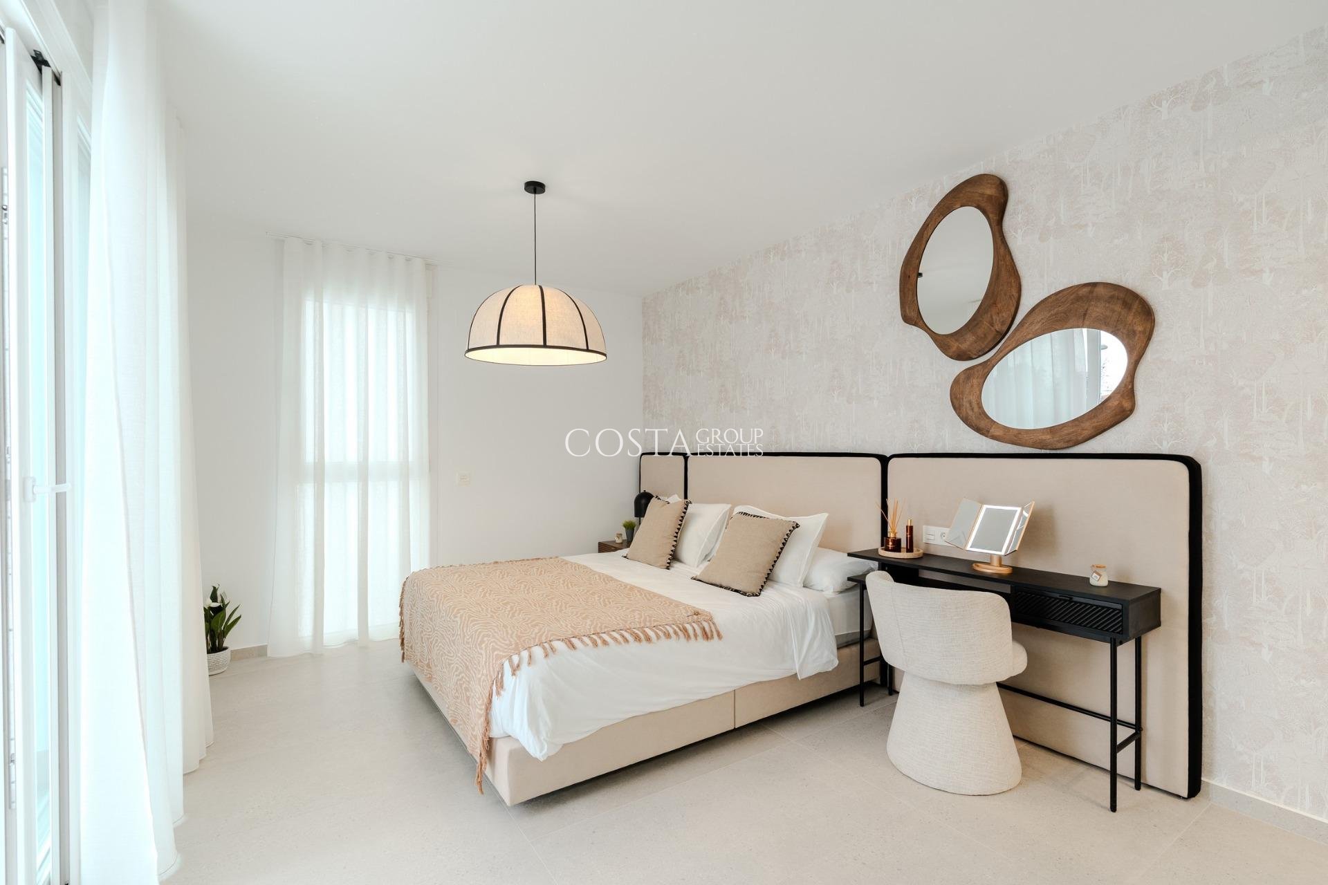 Nowy budynek - Willa -
Los Alcazares - Torre del Rame