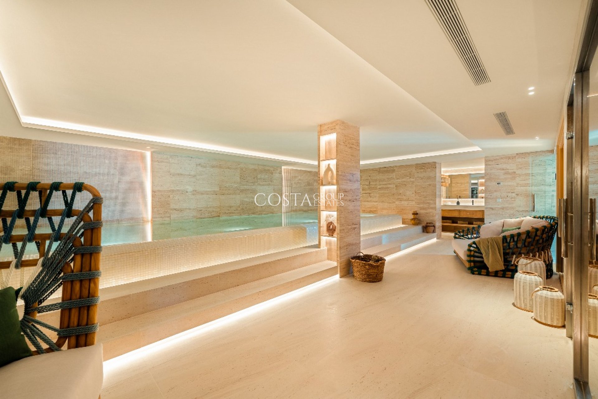 Nowy budynek - Willa -
Marbella