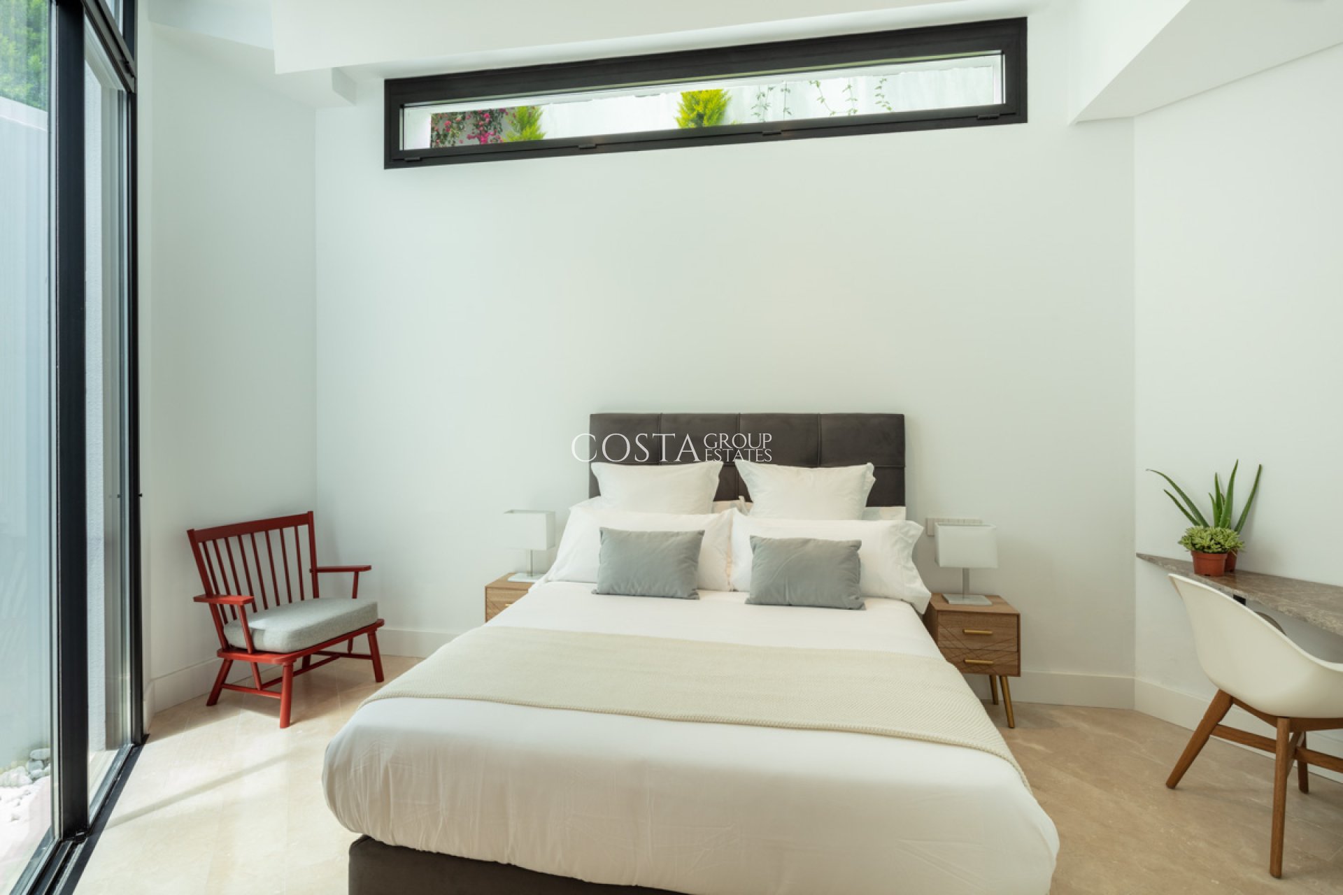 Nowy budynek - Willa -
Marbella