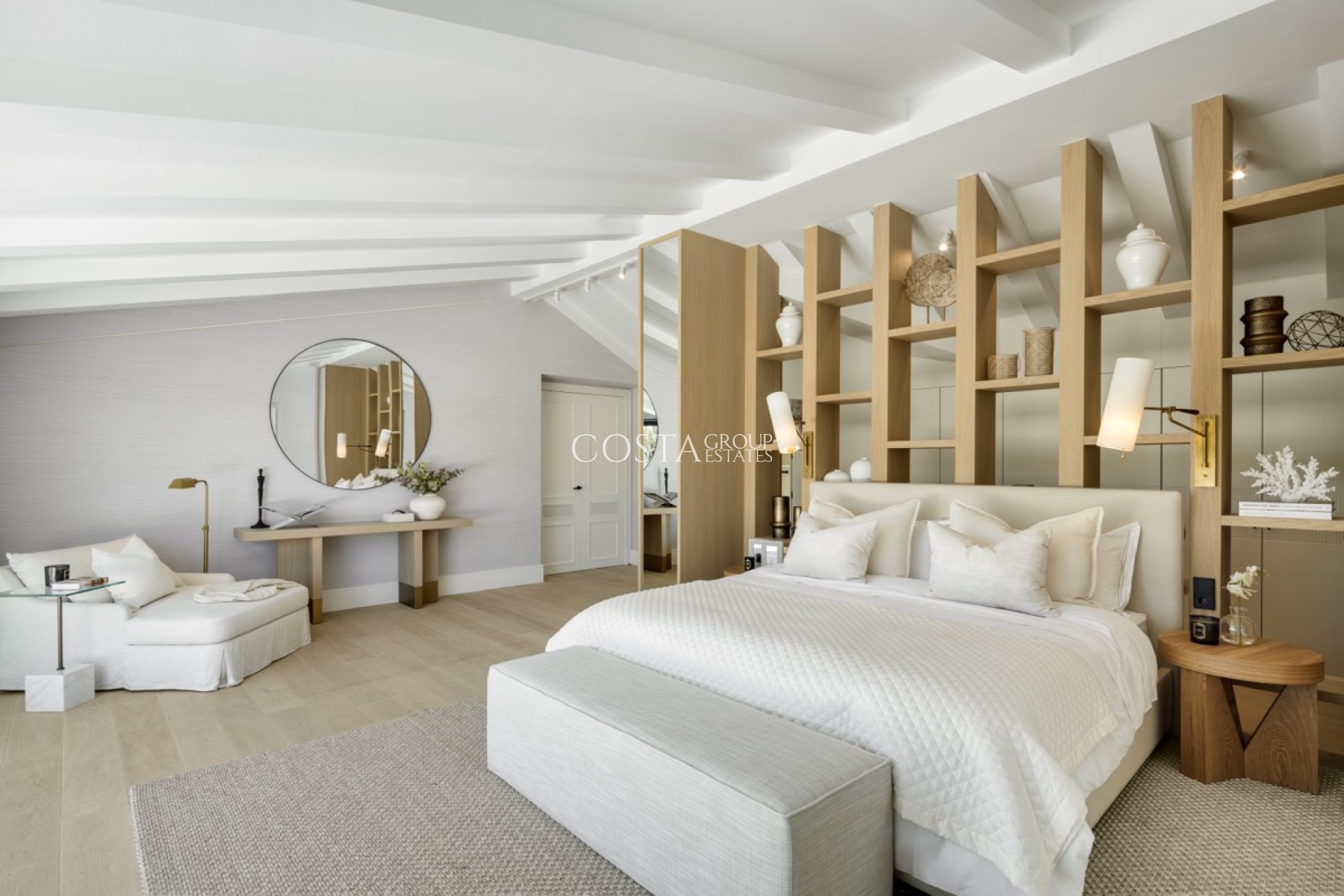 Nowy budynek - Willa -
Marbella