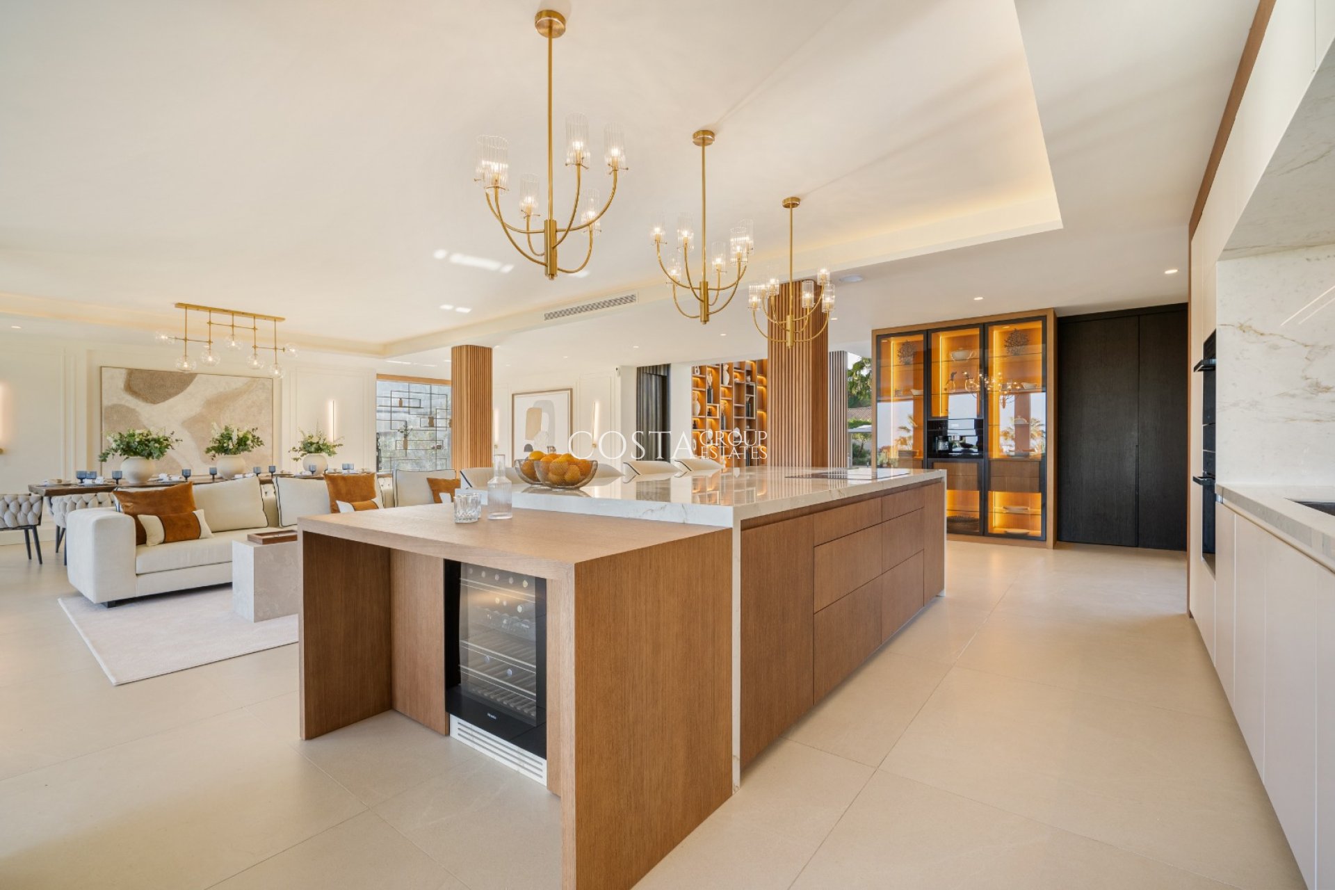 Nowy budynek - Willa -
Marbella