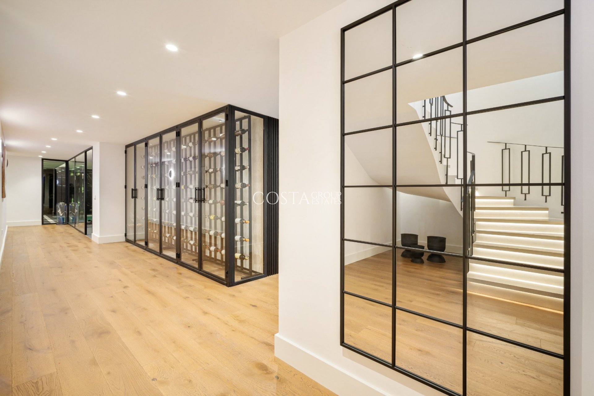 Nowy budynek - Willa -
Marbella