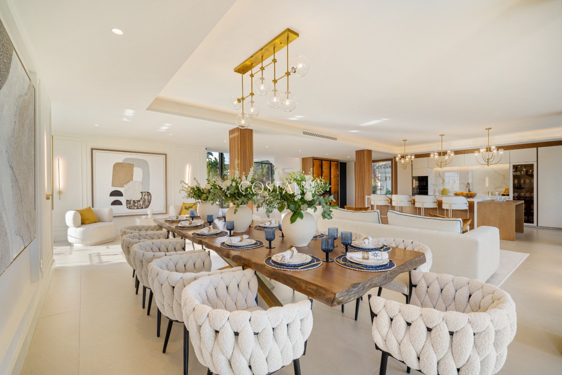 Nowy budynek - Willa -
Marbella