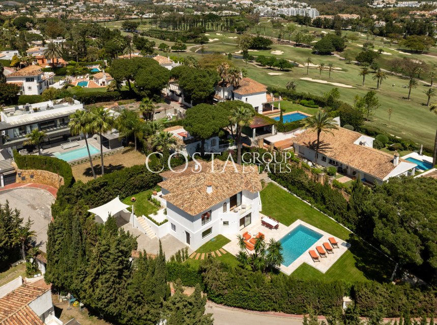 Nowy budynek - Willa -
Marbella