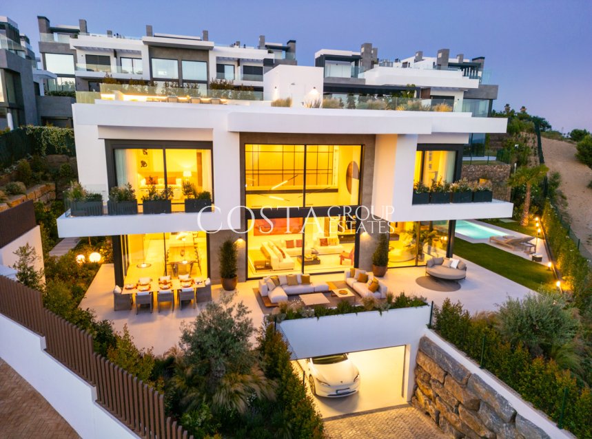 Nowy budynek - Willa -
Marbella