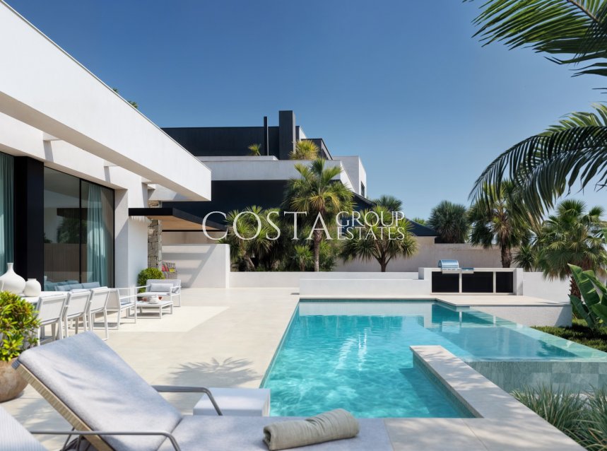 Nowy budynek - Willa -
Moraira