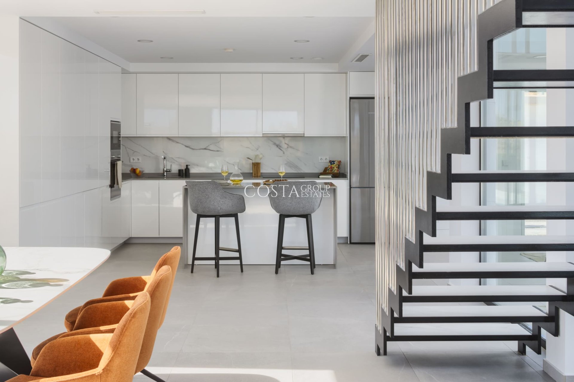 Nowy budynek - Willa -
Murcia