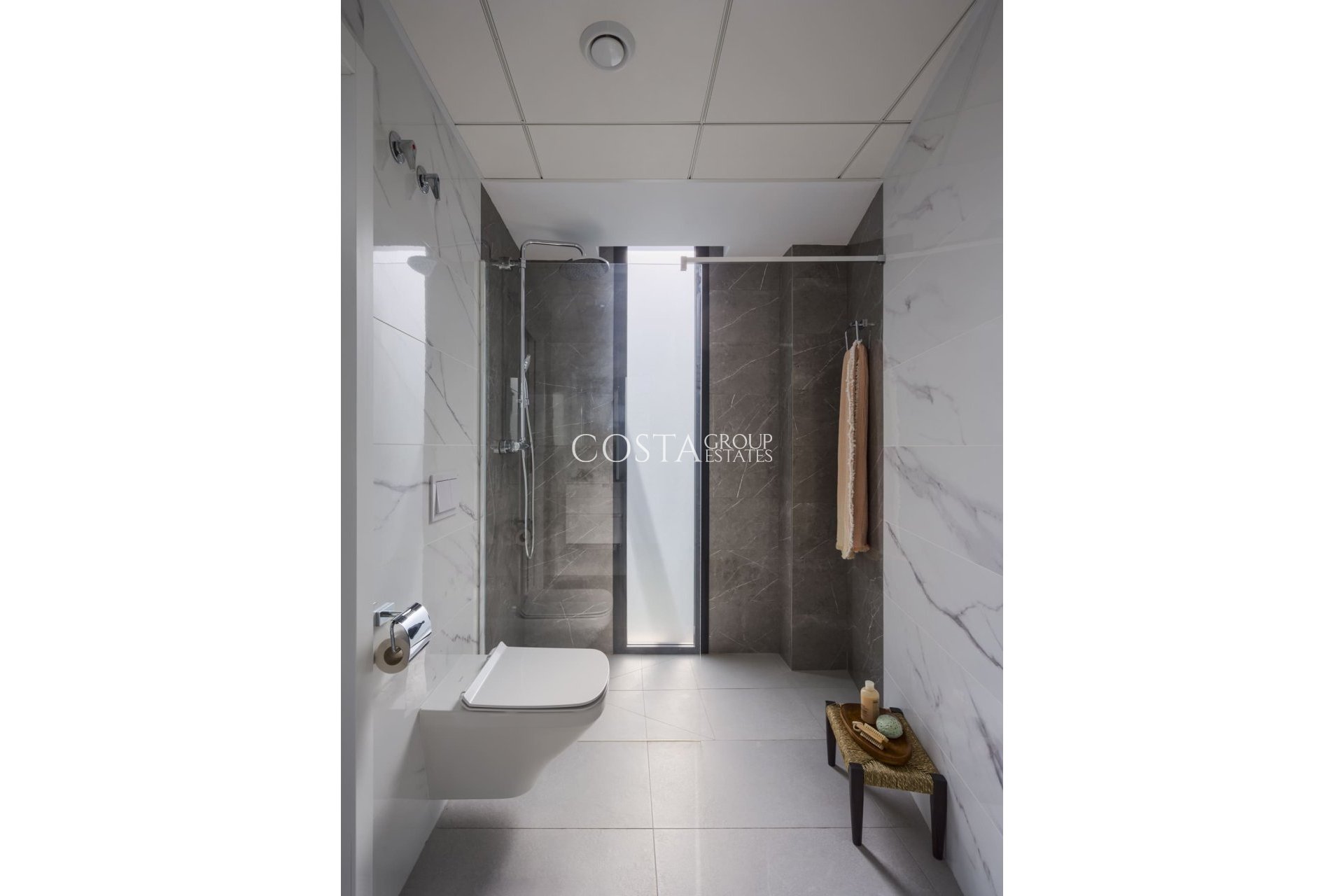 Nowy budynek - Willa -
Murcia