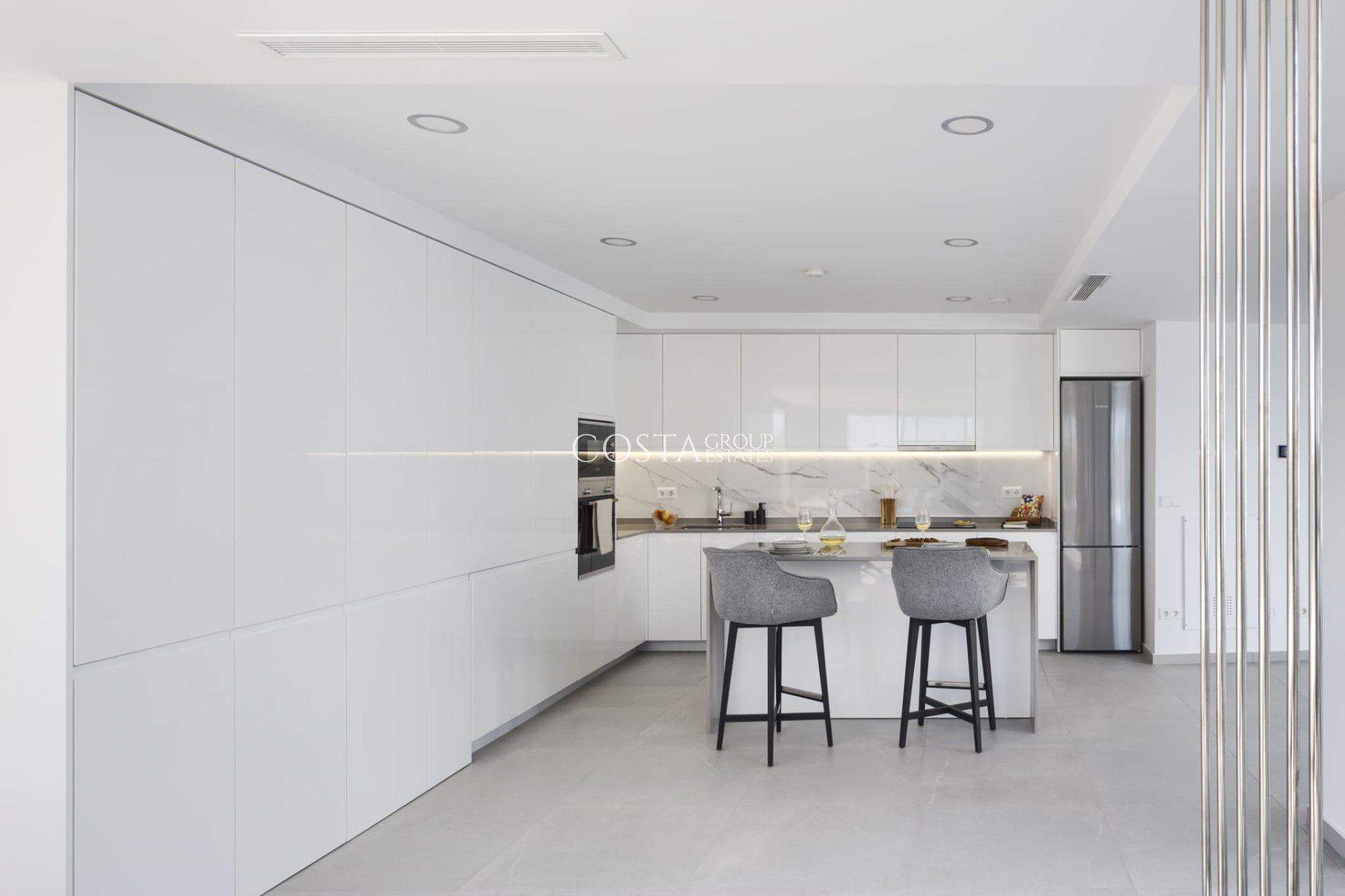 Nowy budynek - Willa -
Murcia