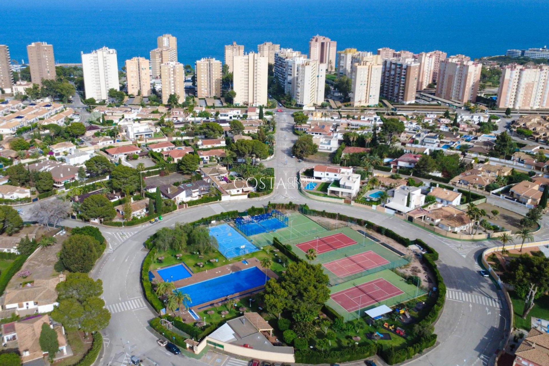 Nowy budynek - Willa -
Orihuela Costa - Campoamor