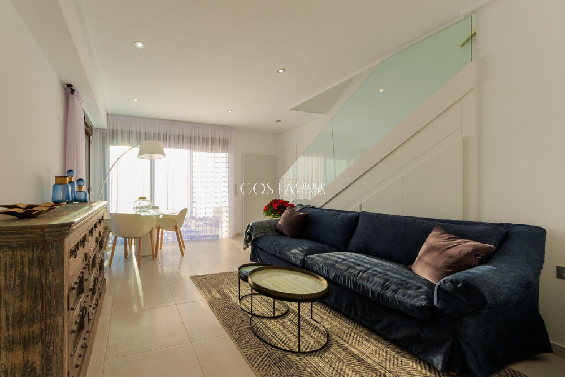 Nowy budynek - Willa -
Pilar de la Horadada - Pilar De La Horadada