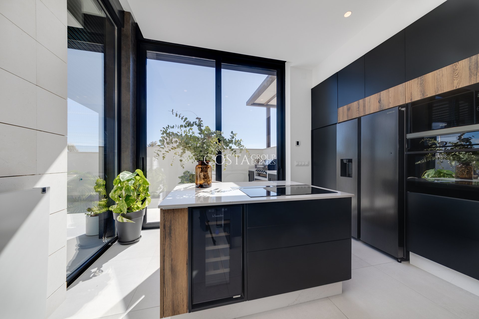 Nowy budynek - Willa -
Pilar de la Horadada - Pilar De La Horadada