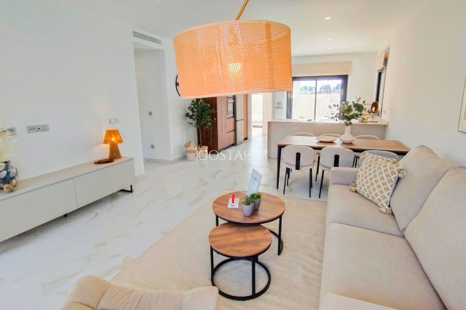 Nowy budynek - Willa -
Pilar de la Horadada - Pinar de Campoverde