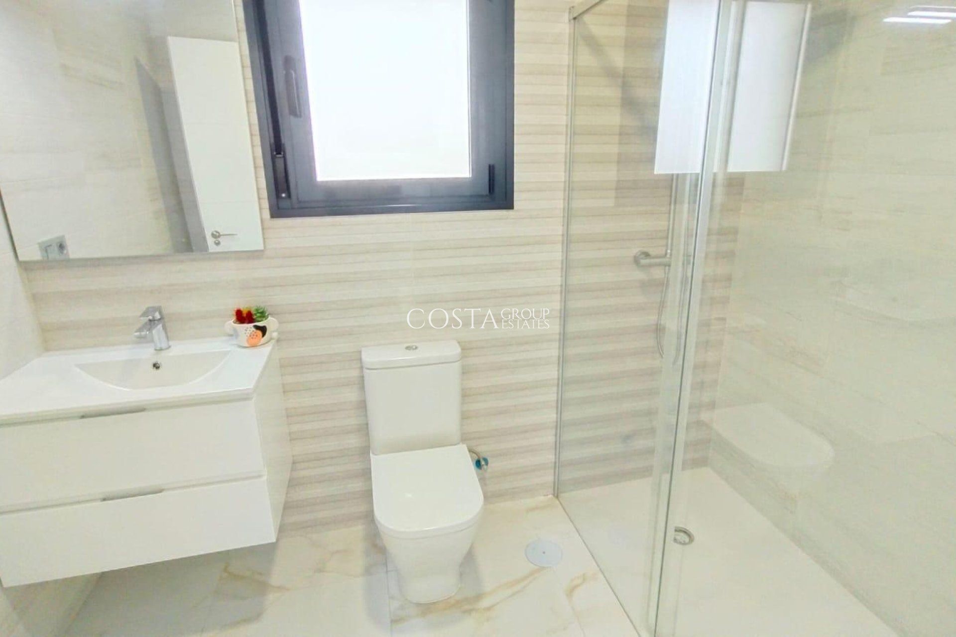 Nowy budynek - Willa -
Pilar de la Horadada - Pinar de Campoverde