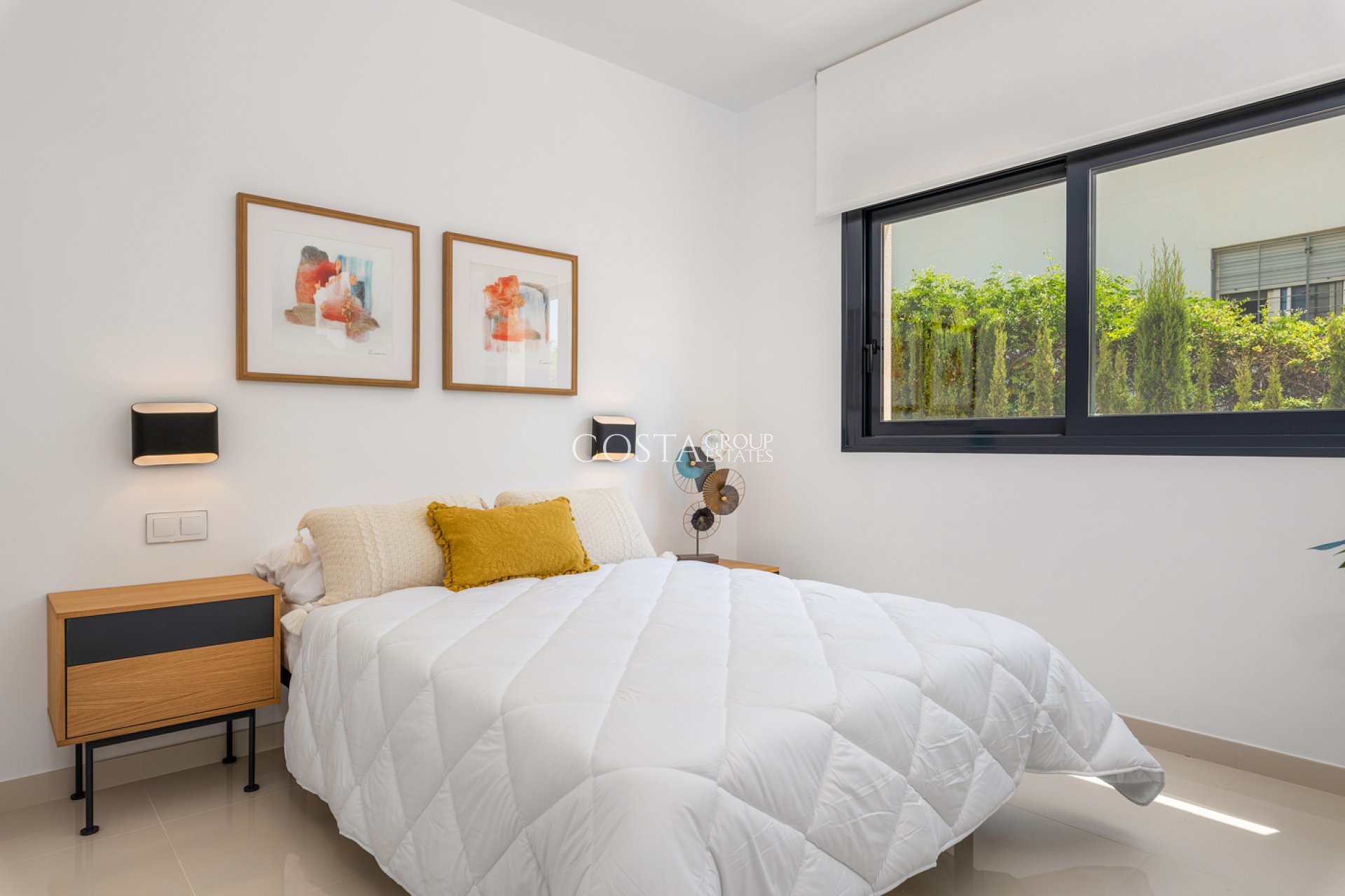 Nowy budynek - Willa -
Playa Paraiso