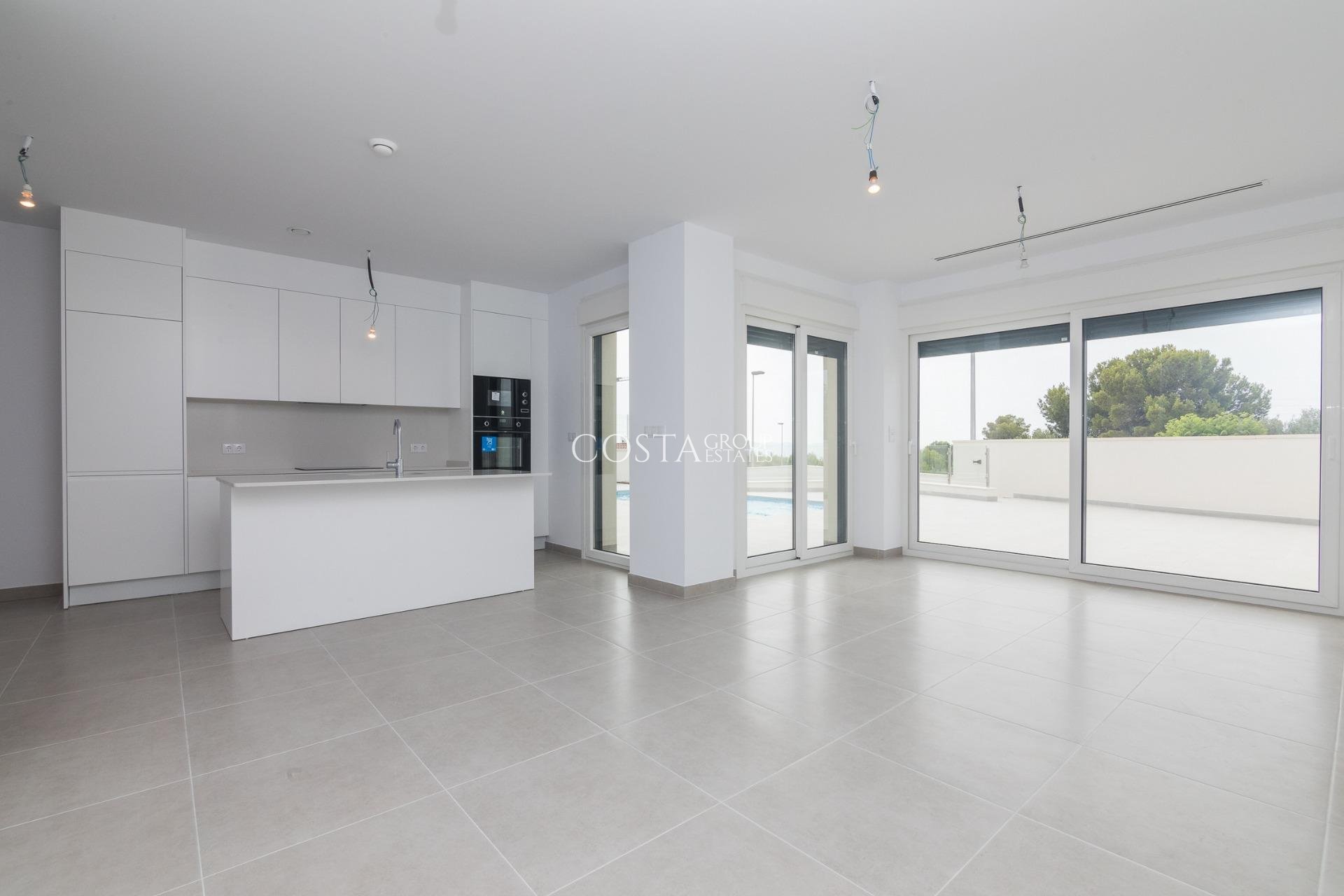 Nowy budynek - Willa -
Polop - La Alberca