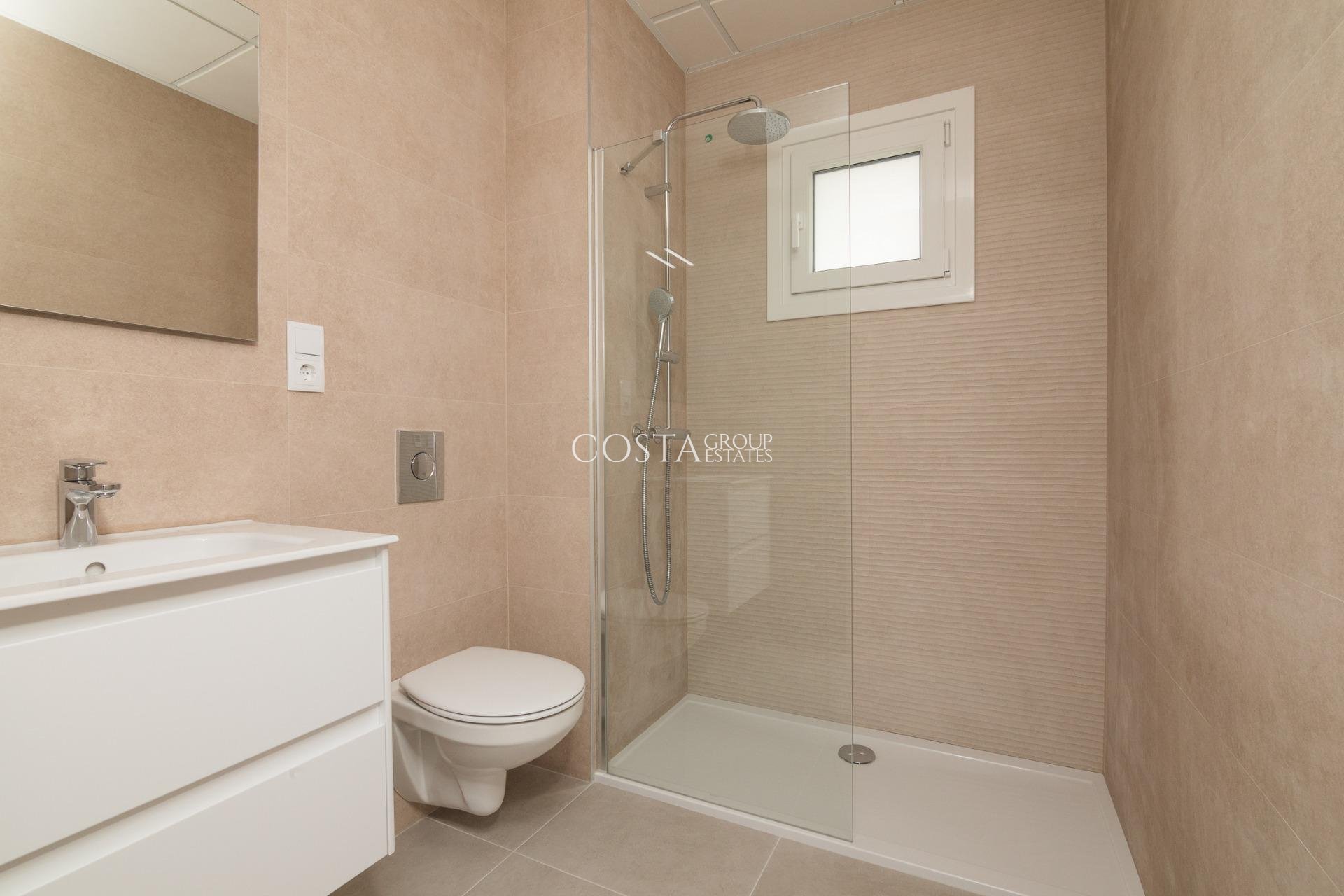 Nowy budynek - Willa -
Polop - La Alberca