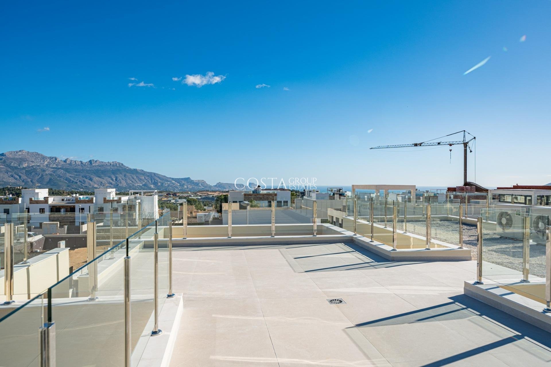 Nowy budynek - Willa -
Polop - La Alberca