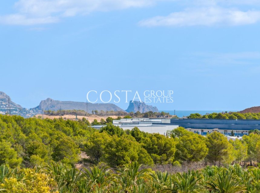 Nowy budynek - Willa -
Polop - Novapolop