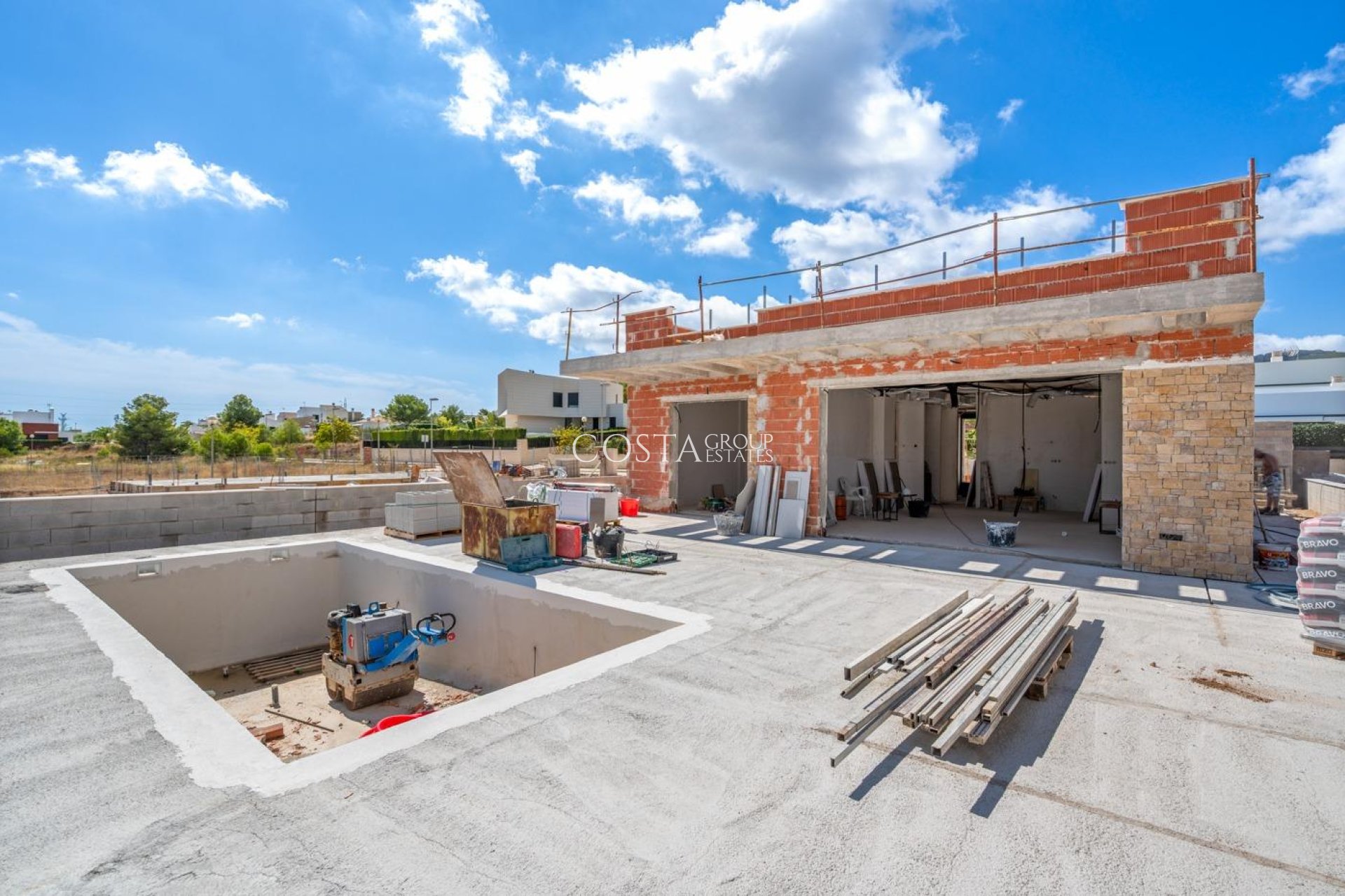 Nowy budynek - Willa -
Polop - Novapolop