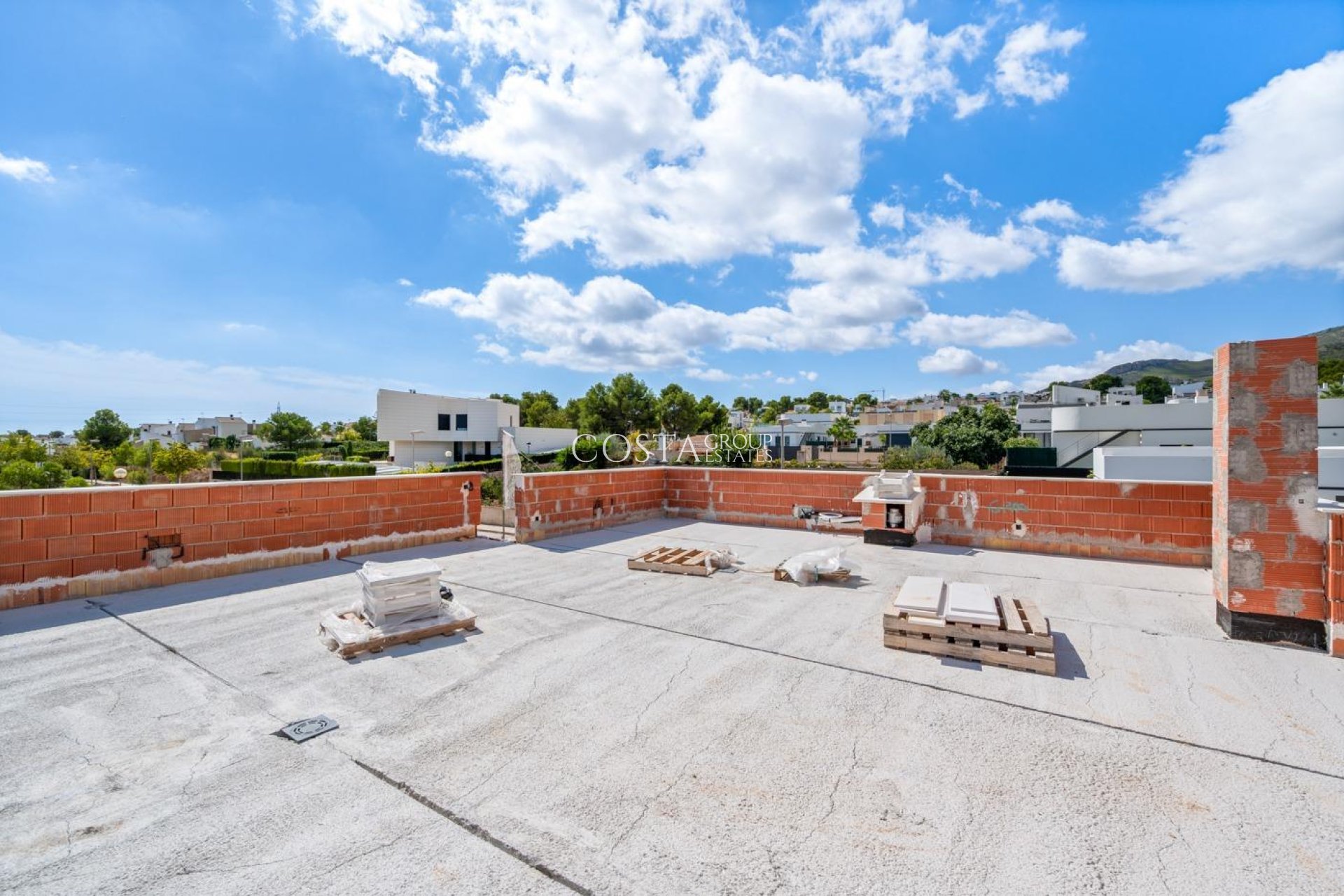 Nowy budynek - Willa -
Polop - Novapolop