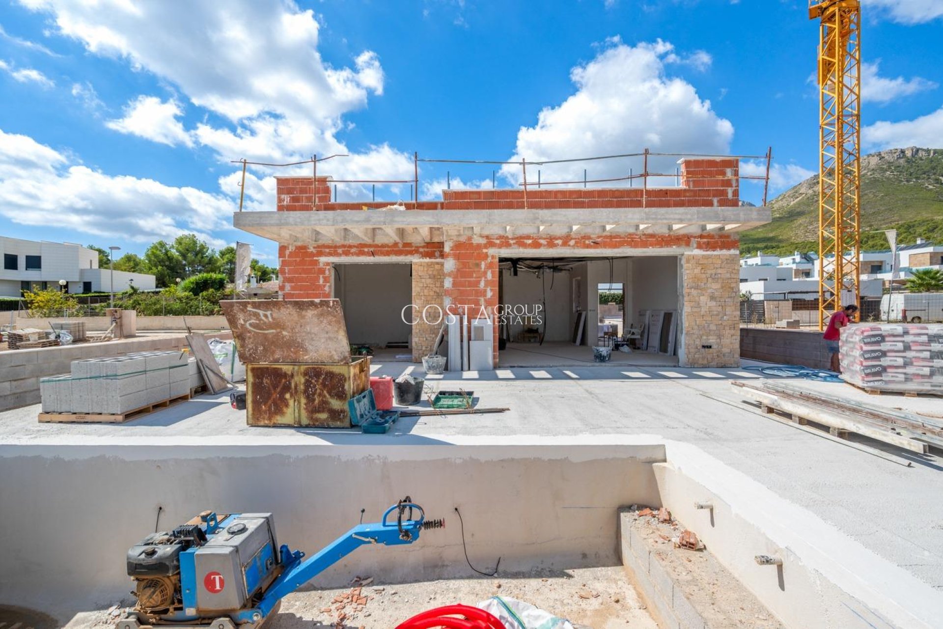 Nowy budynek - Willa -
Polop - Novapolop