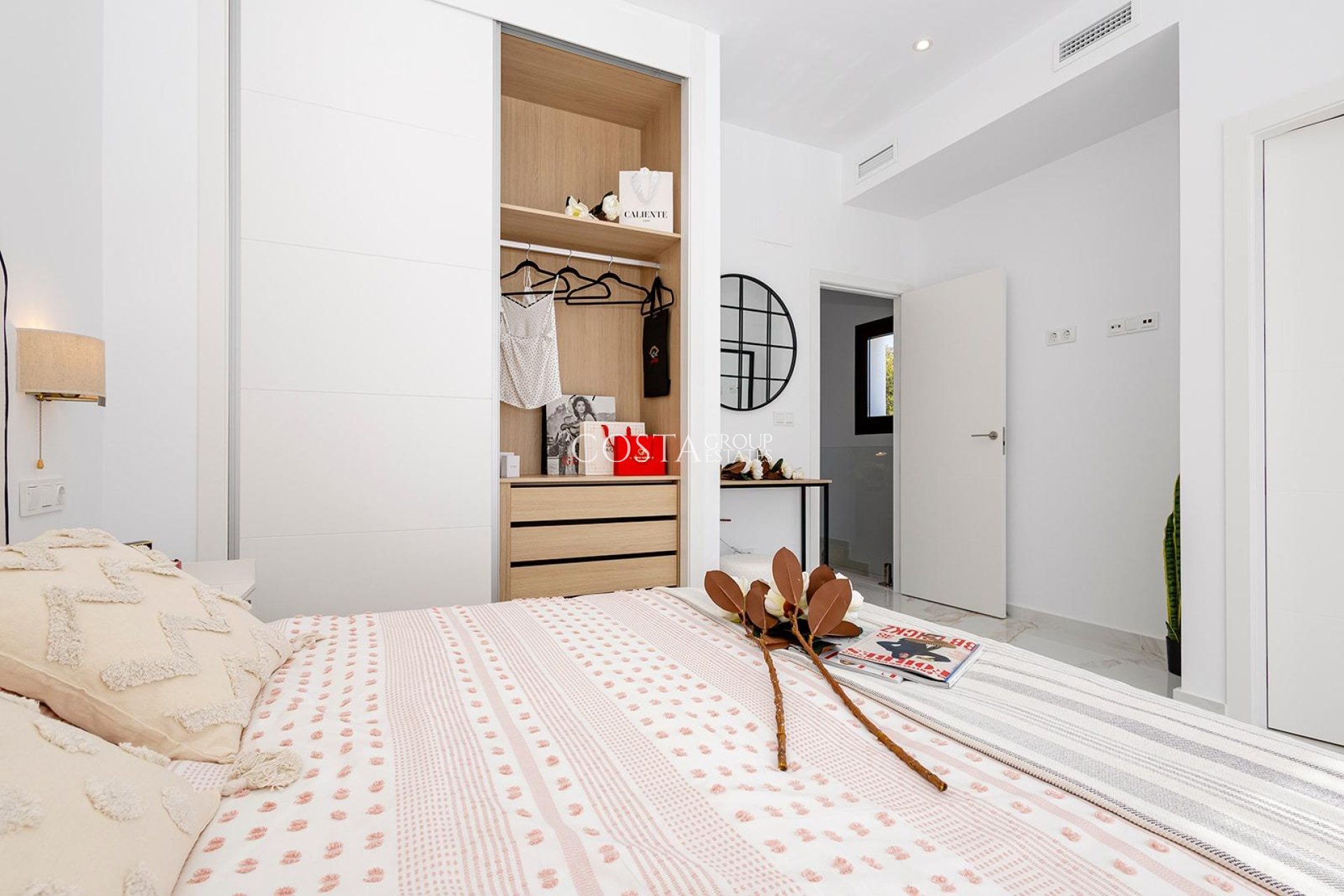 Nowy budynek - Willa -
Polop - Polop Hills