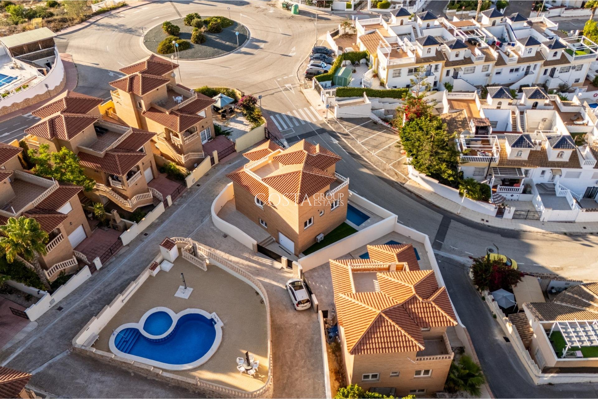 Nowy budynek - Willa -
Rojales - Ciudad Quesada
