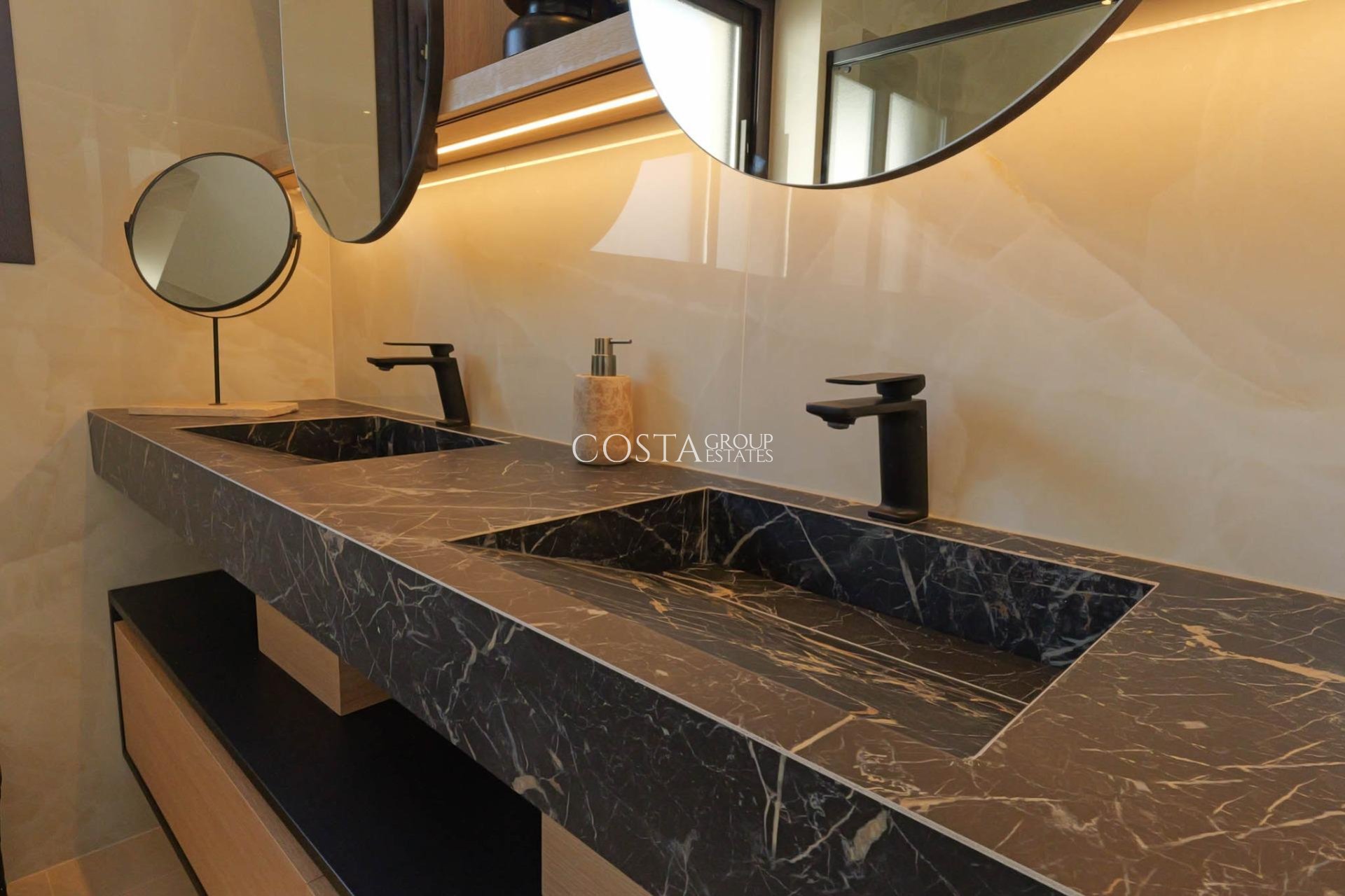 Nowy budynek - Willa -
Rojales - Ciudad Quesada