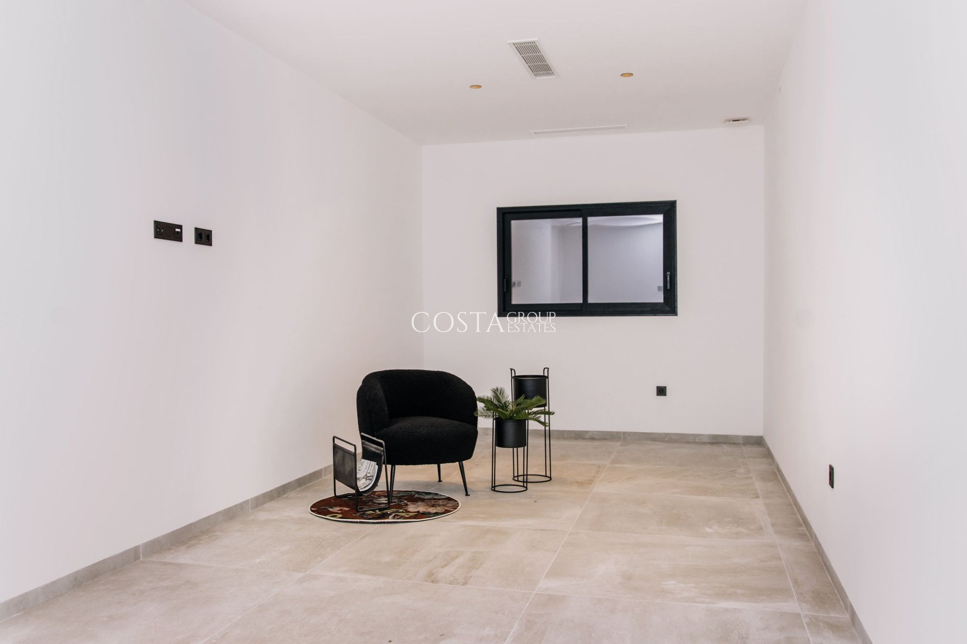 Nowy budynek - Willa -
Rojales