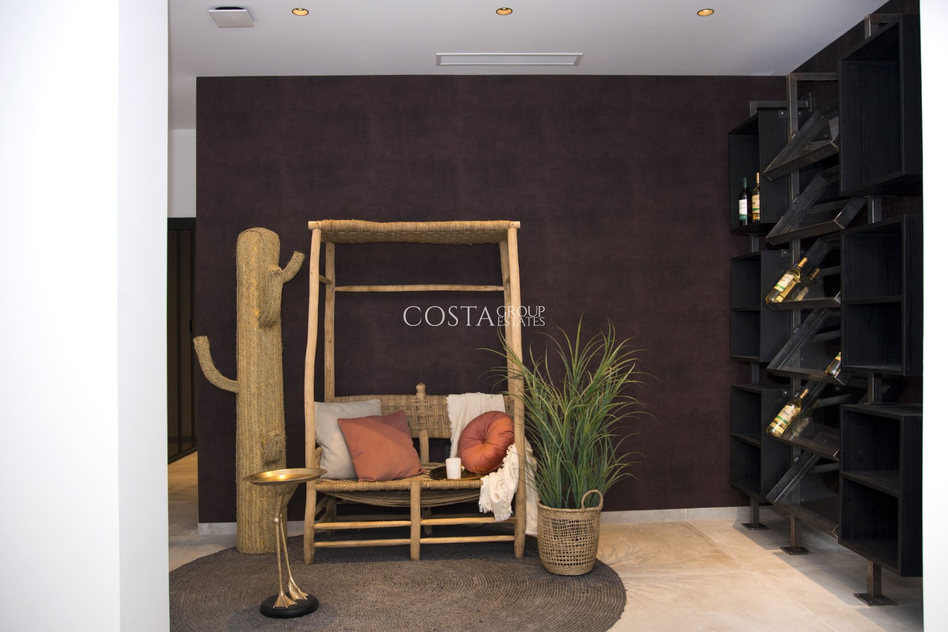 Nowy budynek - Willa -
Rojales