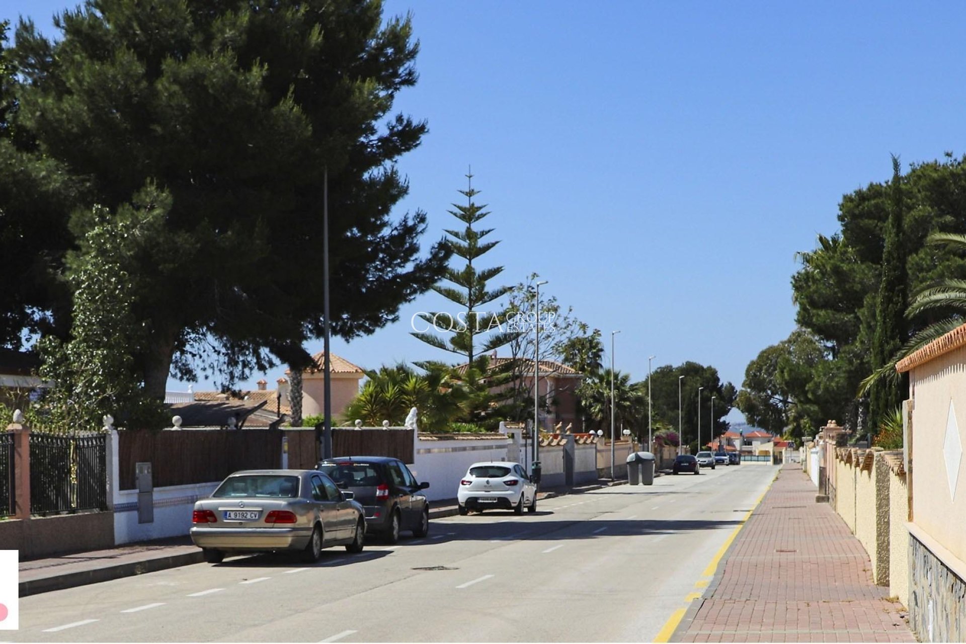 Nowy budynek - Willa -
San Fulgencio - La Escuera