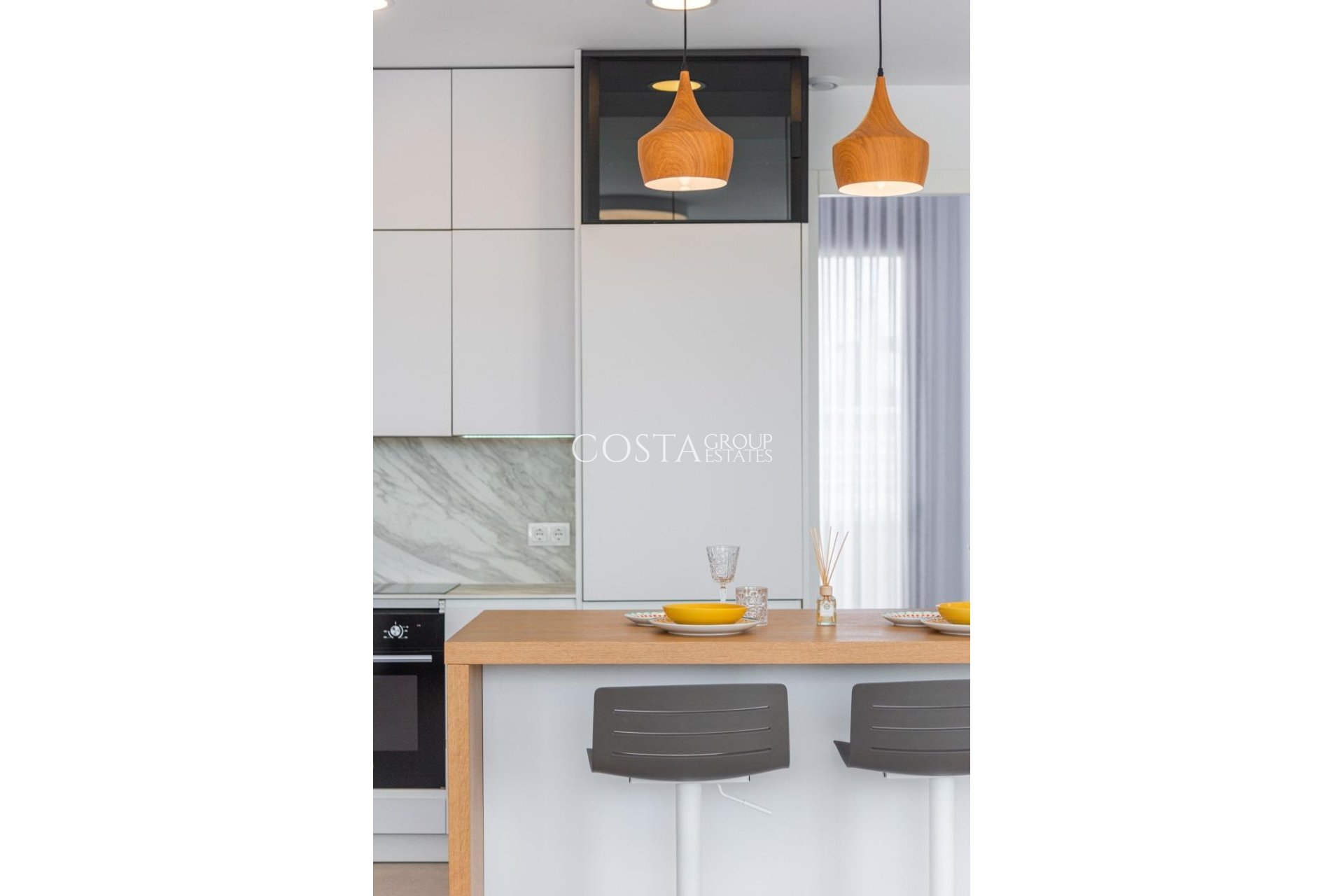 Nowy budynek - Willa -
Vera - Vera Playa