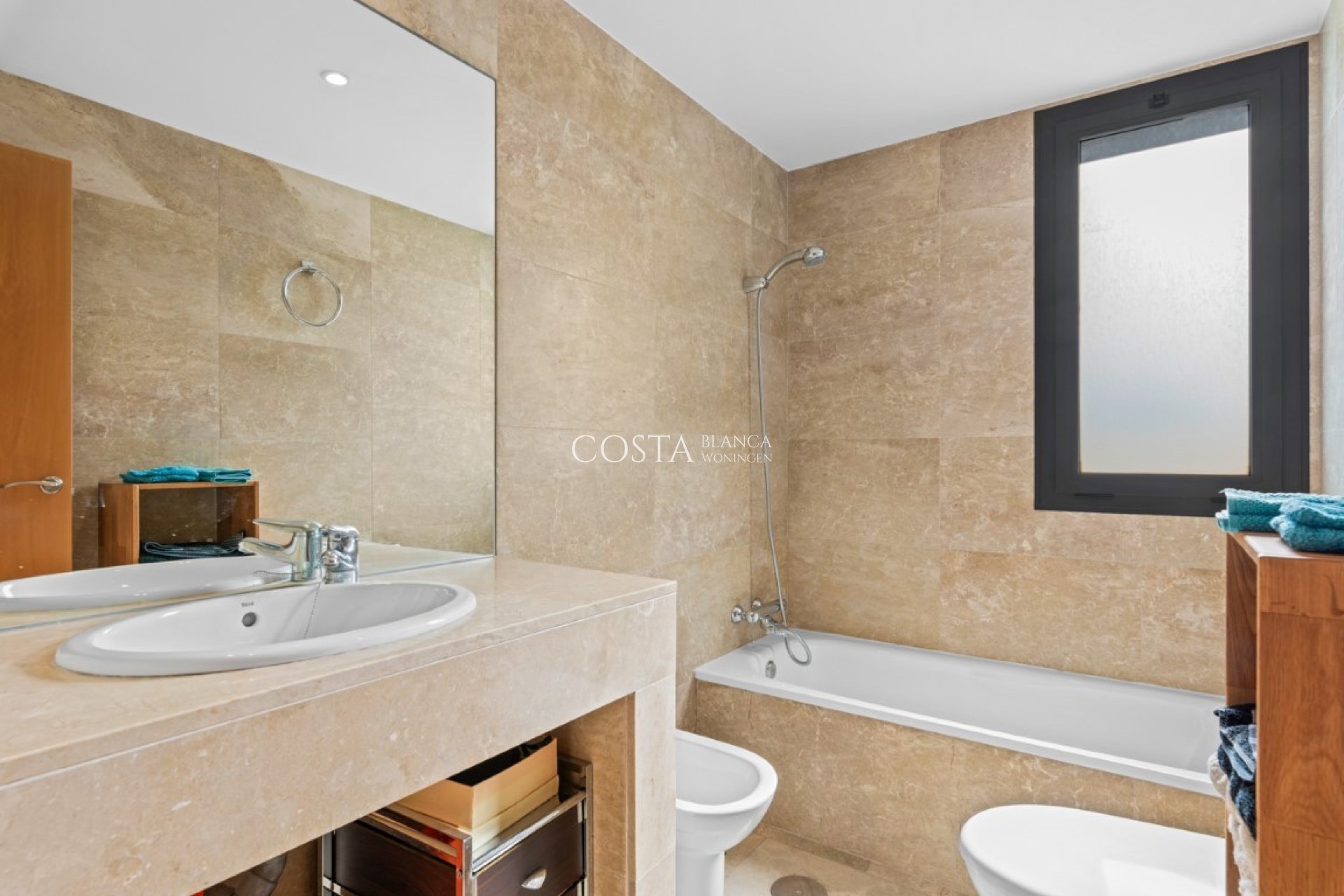 Odsprzedaż - Apartament -
Orihuela Costa - Campoamor