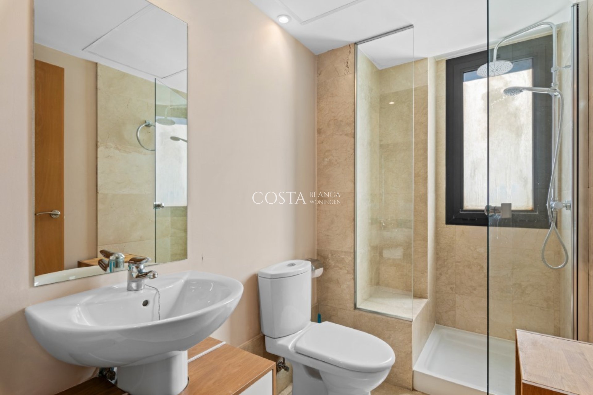Odsprzedaż - Apartament -
Orihuela Costa - Campoamor