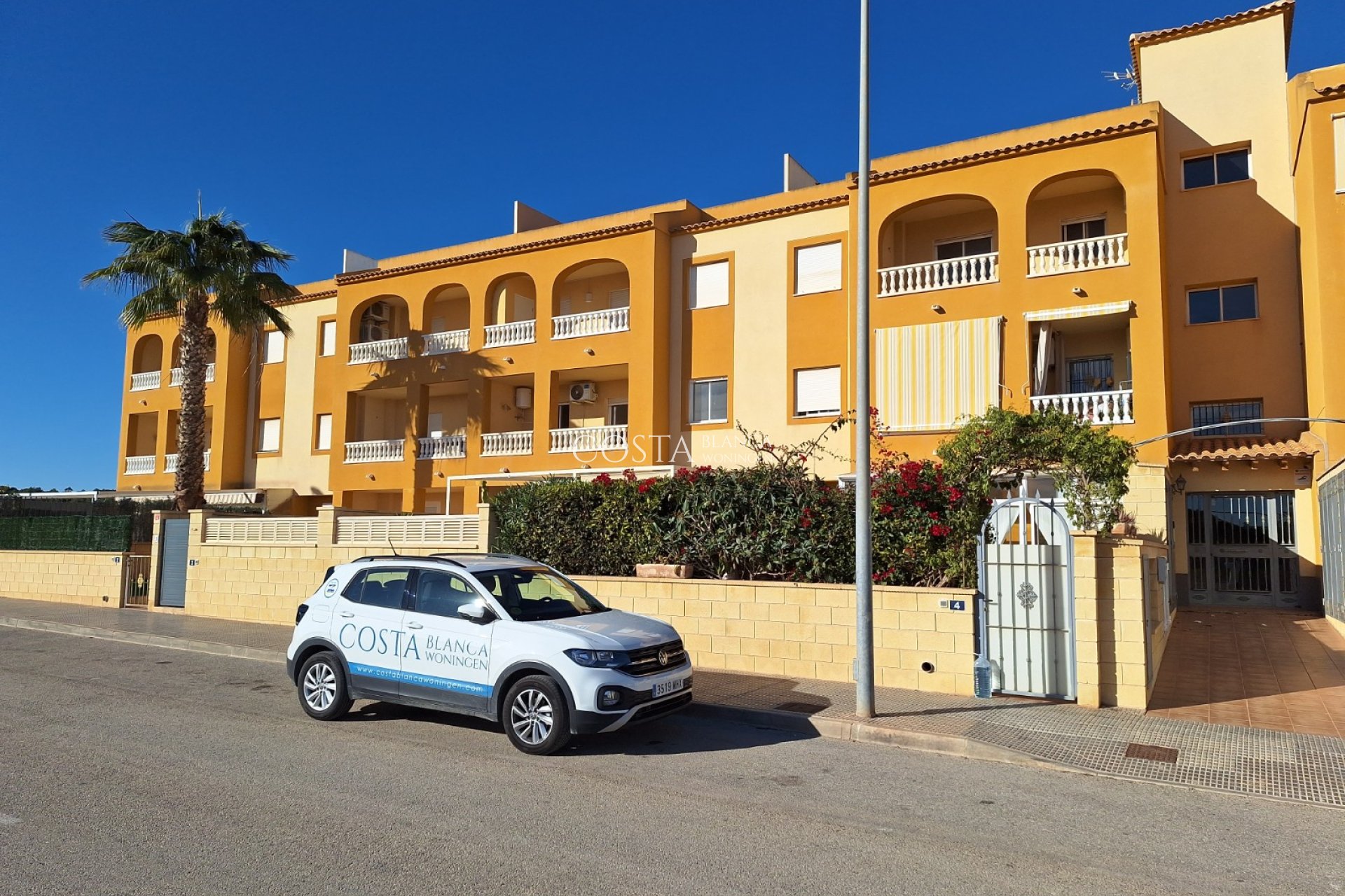 Odsprzedaż - Apartament -
Orihuela Costa - Villamartín