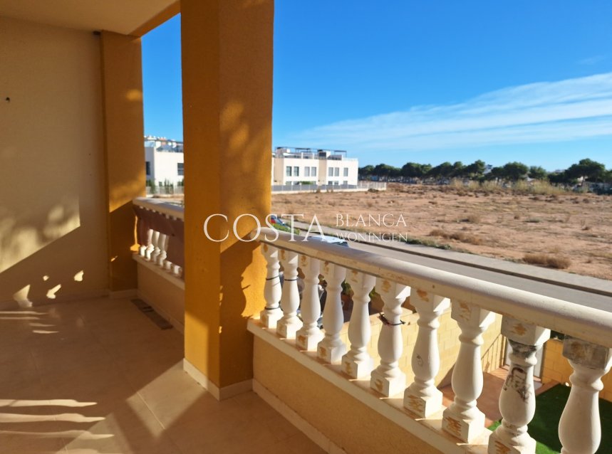 Odsprzedaż - Apartament -
Orihuela Costa - Villamartín
