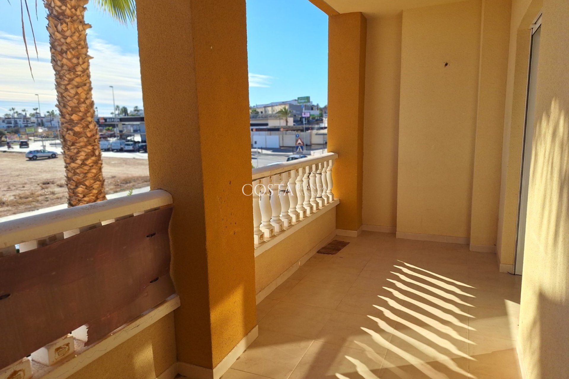 Odsprzedaż - Apartament -
Orihuela Costa - Villamartín