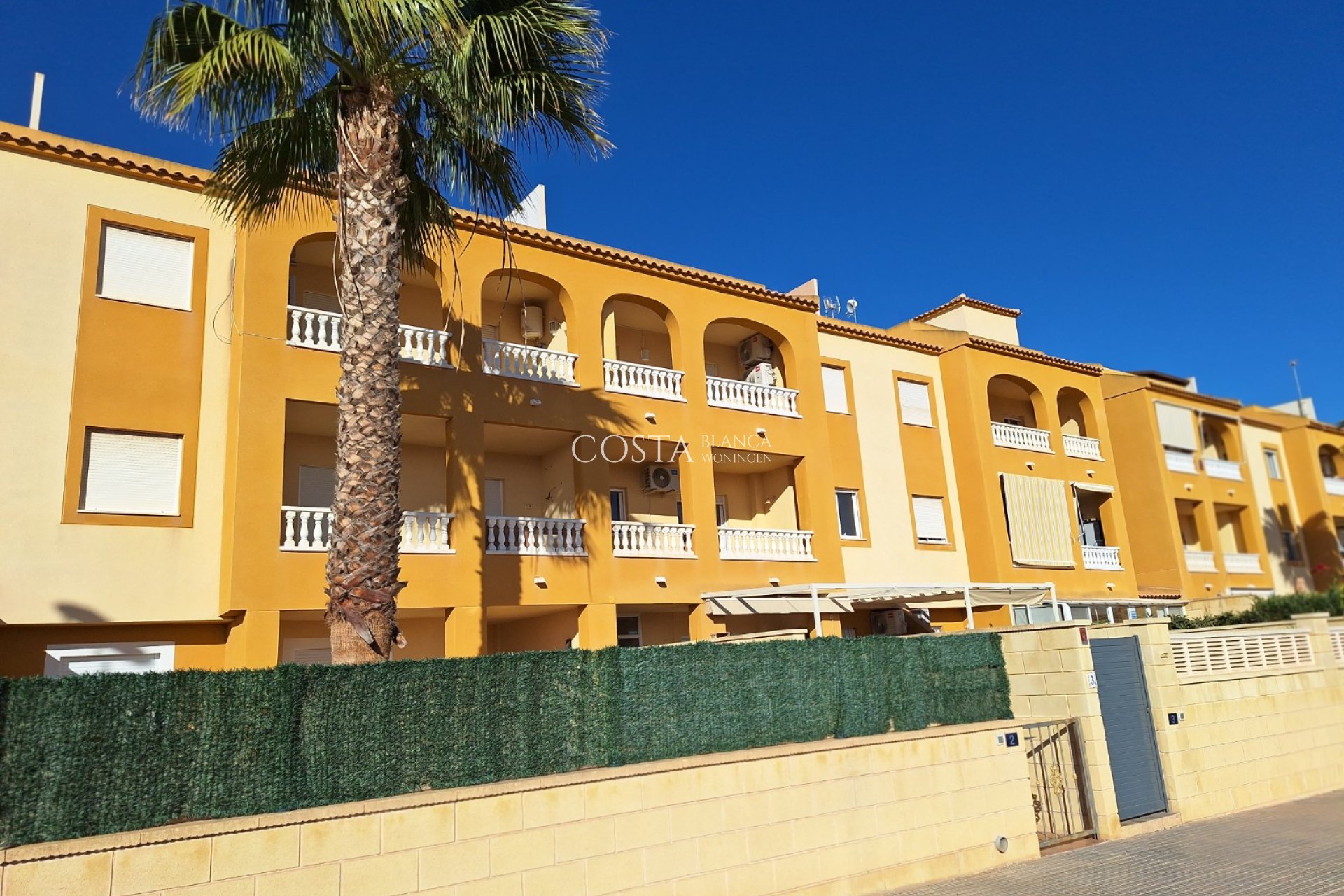 Odsprzedaż - Apartament -
Orihuela Costa - Villamartín