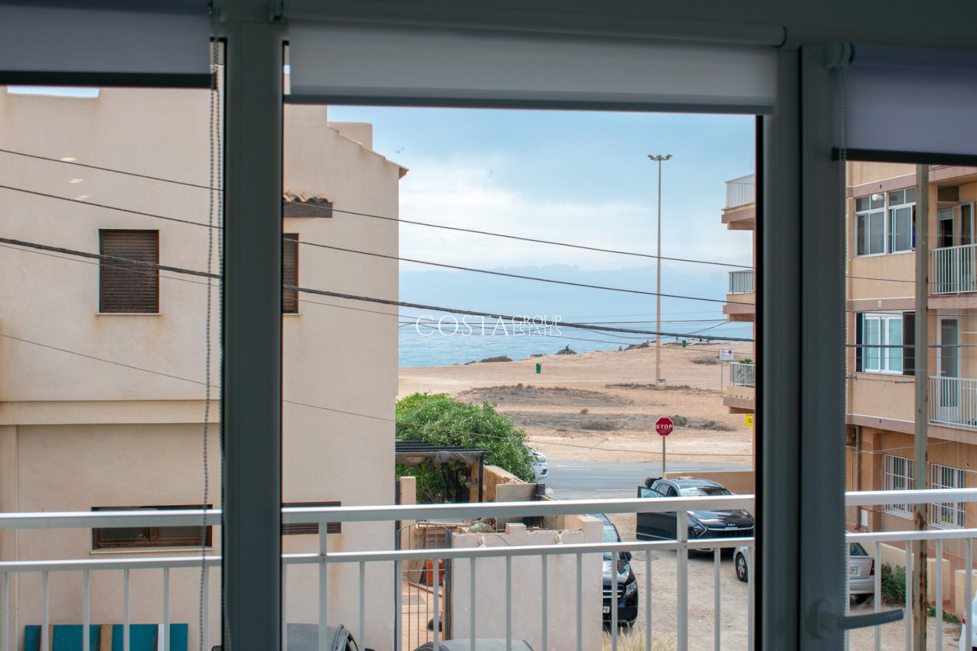 Odsprzedaż - Apartament -
Torrevieja - Los Frutales